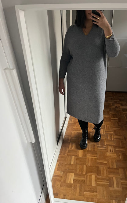 Robe en laine grise