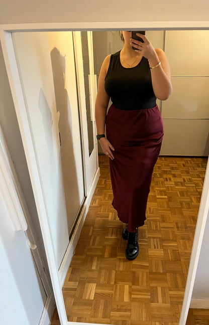 Jupe en Satin Bordeaux